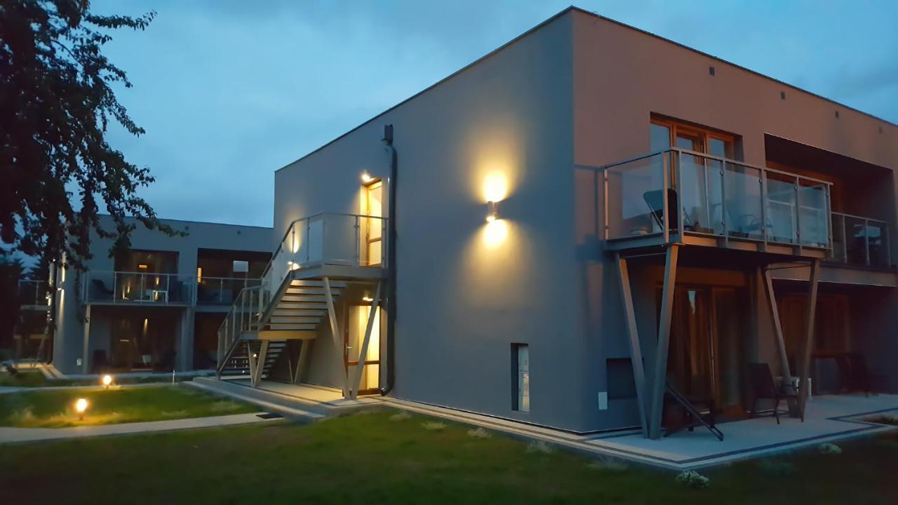 Wodnik Uslugi Hotelarskie, Apartamenty 罗威 外观 照片