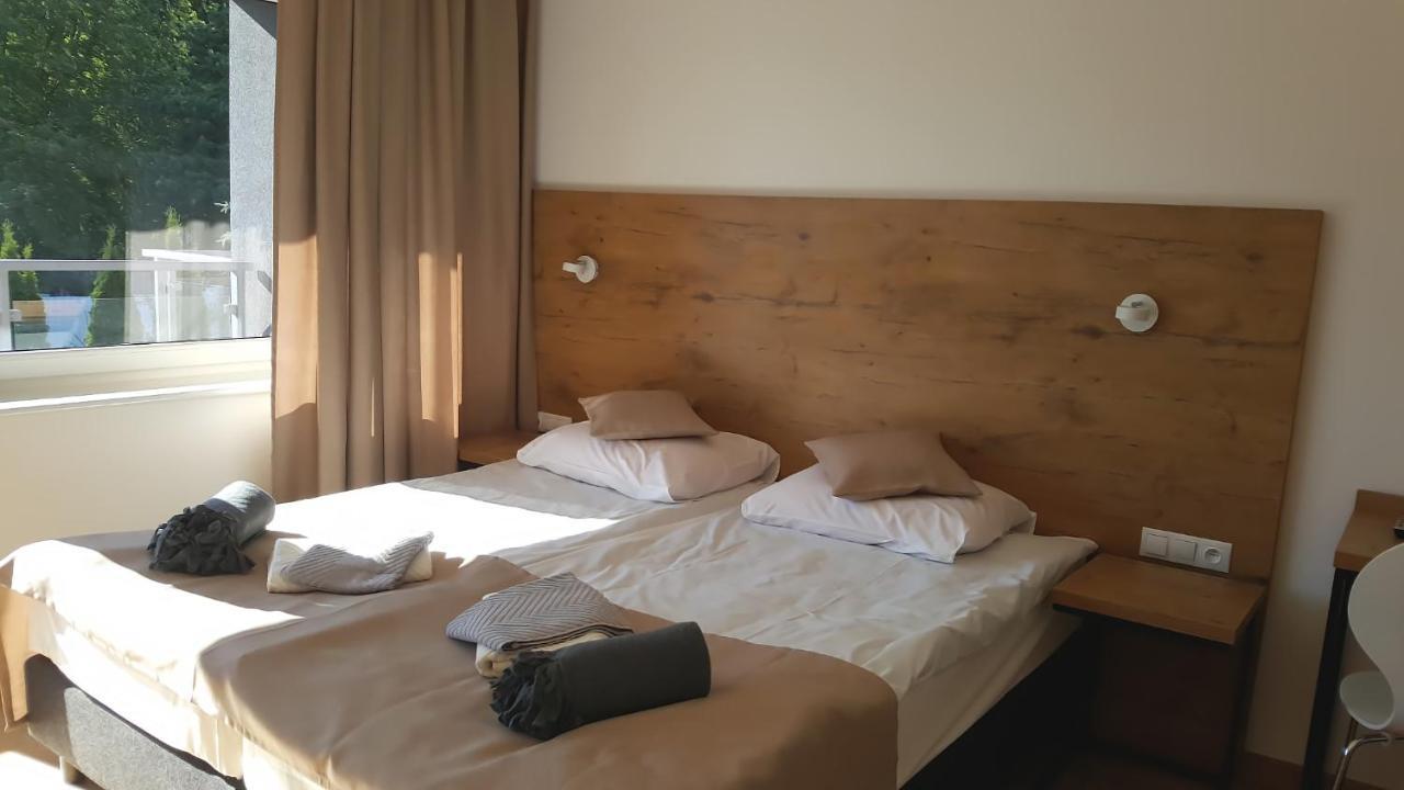 Wodnik Uslugi Hotelarskie, Apartamenty 罗威 外观 照片