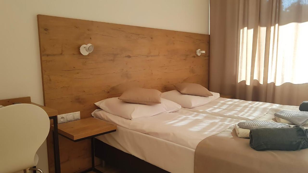 Wodnik Uslugi Hotelarskie, Apartamenty 罗威 外观 照片