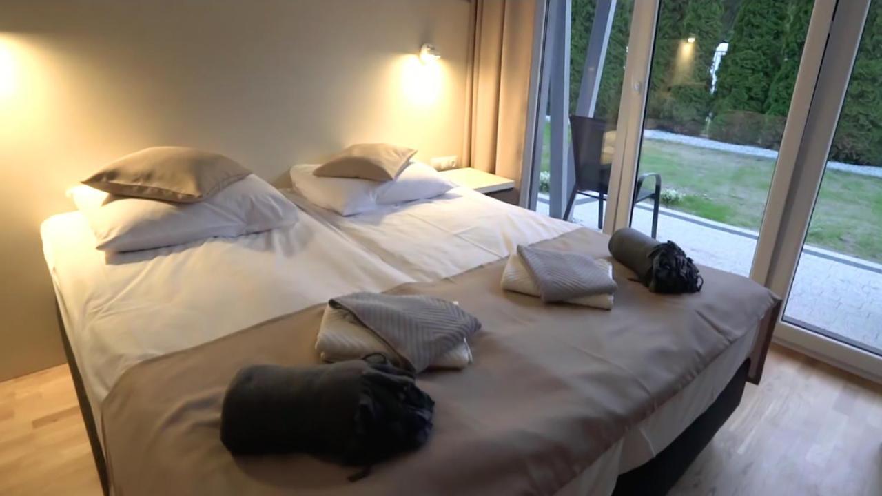Wodnik Uslugi Hotelarskie, Apartamenty 罗威 外观 照片